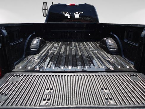 Used 2020 Ford F250 XLT AWD/4WD image 11