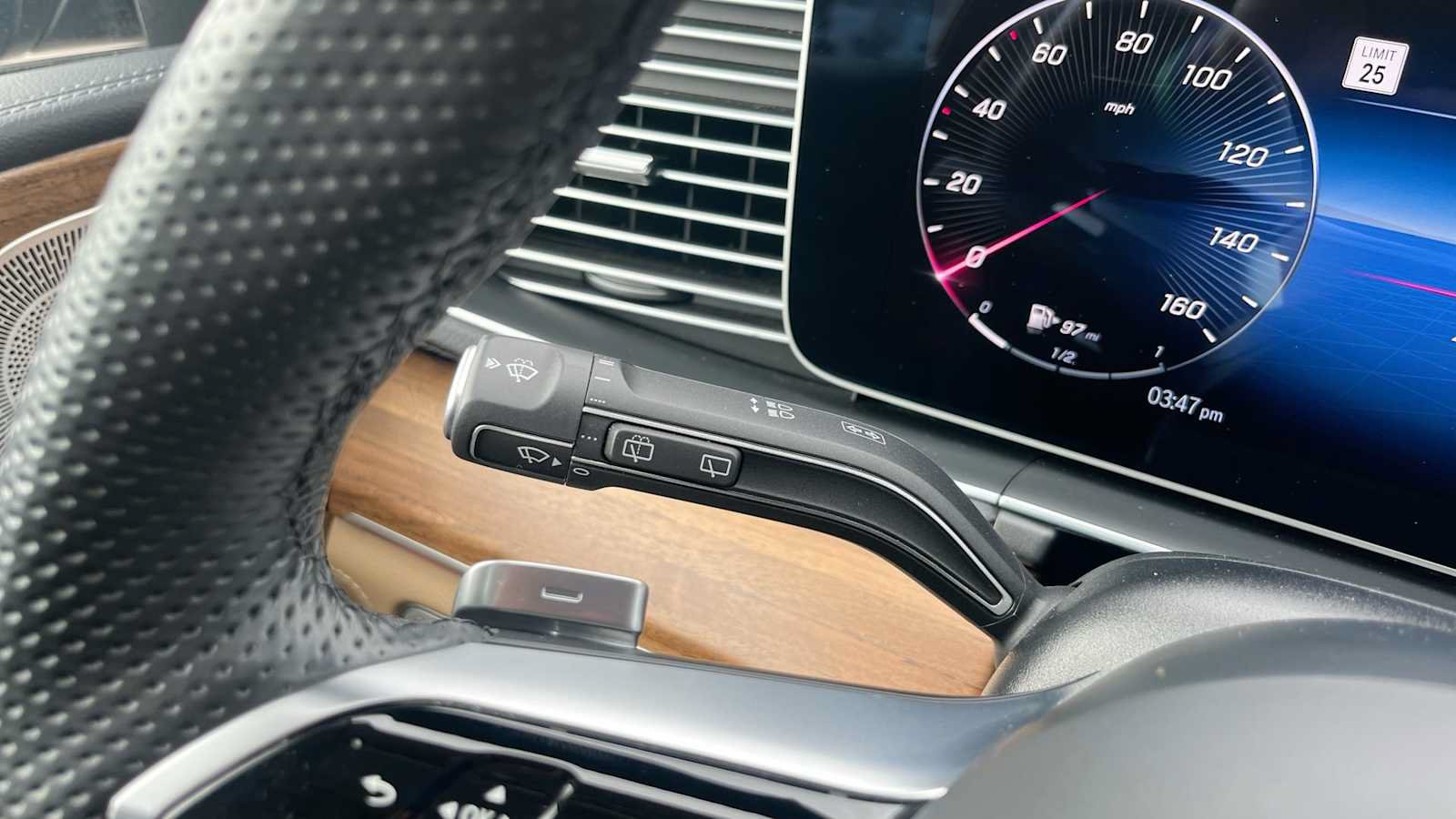 Certified 2024 Mercedes-Benz GLS 450 4MATIC image 43