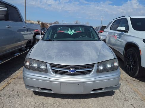 Used 2004 Chevrolet Impala LS w/ Preferred Equipment Group image 2