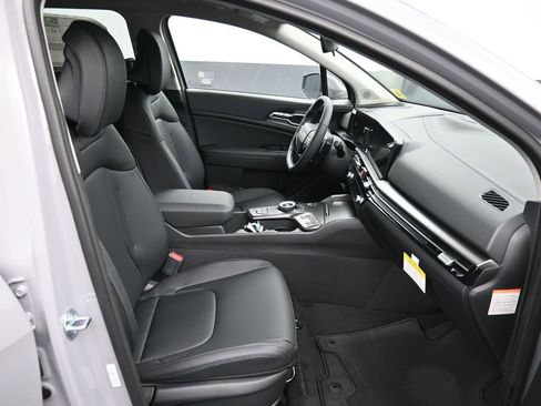 New 2026 Kia Sportage EX image 24