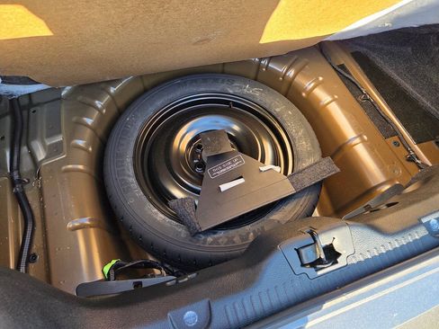 Used 2013 Ford Mustang Coupe RWD image 43
