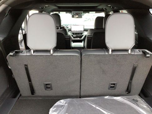 New 2026 Ford Explorer ST-Line AWD/4WD image 15