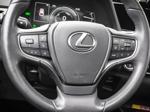Certified 2023 Lexus UX 250h FWD image 13