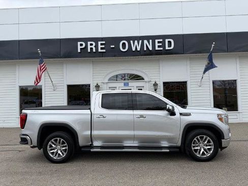 Certified 2022 GMC Sierra 1500 SLT AWD/4WD image 4