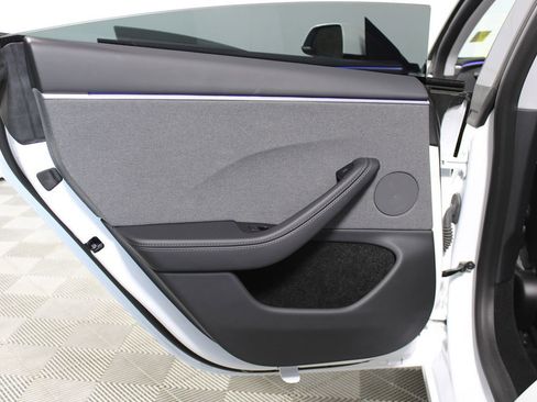 Used 2025 Tesla Model 3 Long Range RWD image 20