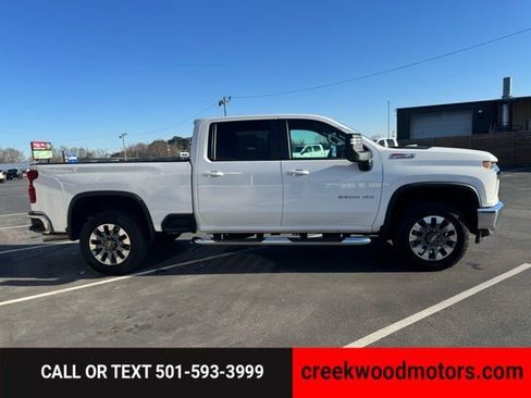 Used 2023 Chevrolet Silverado 2500 LT image 7