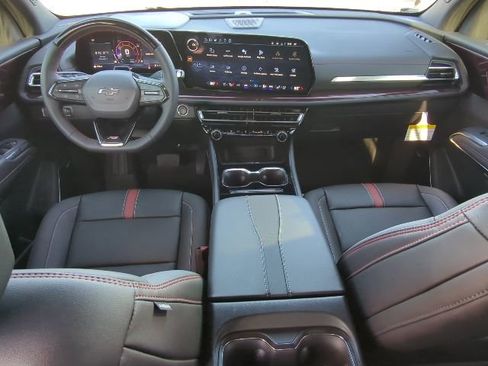 New 2026 Chevrolet Traverse RS w/ LPO, Floor Liner Package image 5