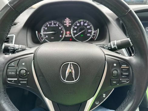 Used 2018 Acura TLX FWD image 16