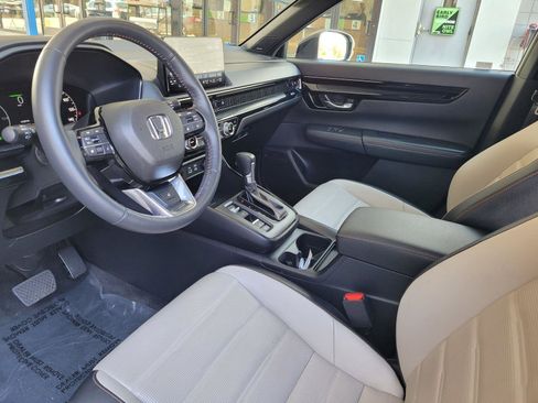 Used 2023 Honda CR-V Sport Touring image 13