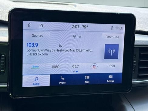 Used 2023 Ford Explorer XLT w/ Equipment Group 202A AWD/4WD image 23