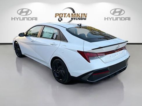 New 2026 Hyundai Elantra SEL Sport image 7