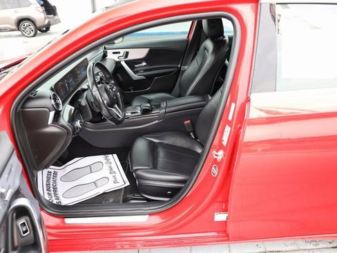 Used 2019 Mercedes-Benz A 220 4MATIC image 14