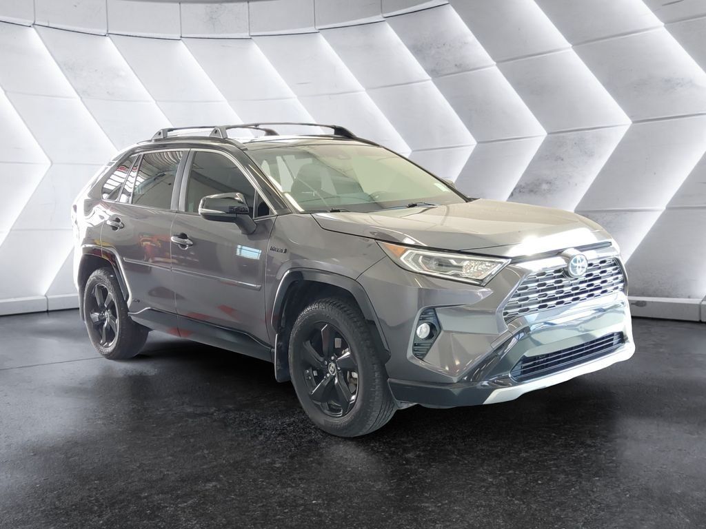 Used 2019 Toyota RAV4 XSE w/ XSE Weather Package AWD/4WD image 1