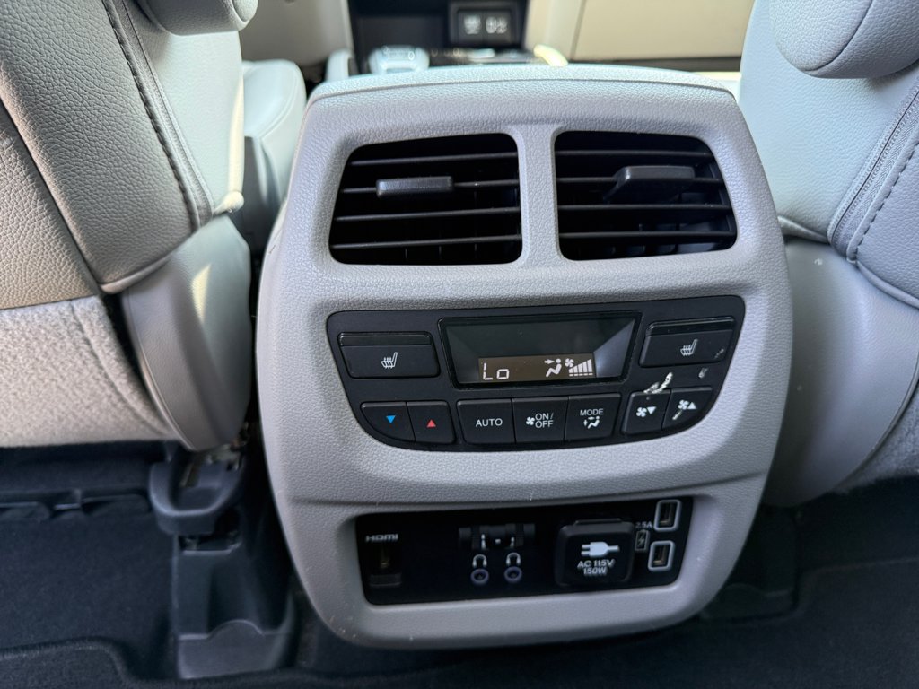Used 2021 Honda Pilot Touring image 23