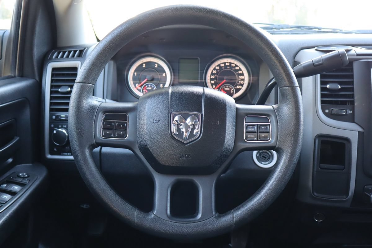 Used 2014 RAM 2500 Tradesman w/ Chrome Appearance Group AWD/4WD image 18