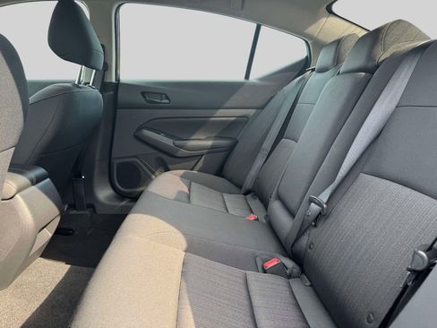 Used 2025 Nissan Altima 2.5 S image 11