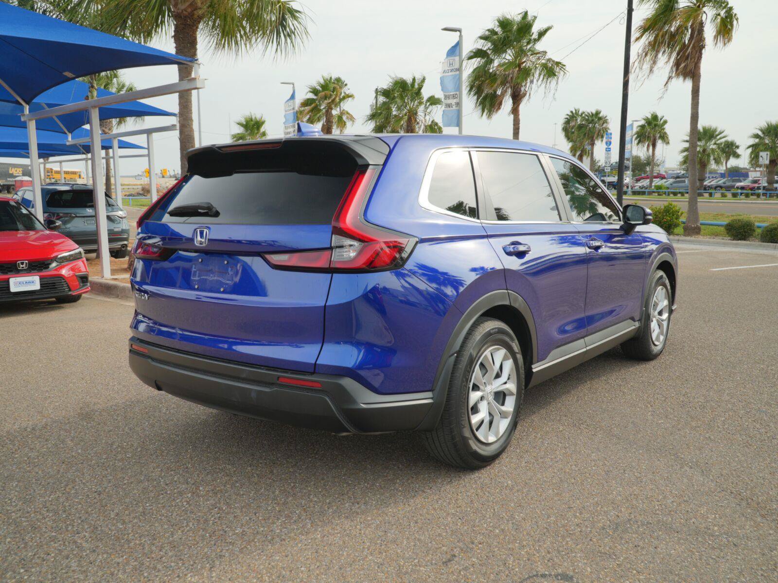 Used 2025 Honda CR-V LX image 5