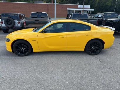Used 2017 Dodge Charger SE w/ Blacktop Package