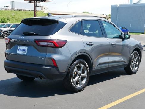 Certified 2025 Ford Escape ST-Line AWD/4WD image 4
