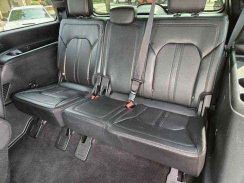 Used 2021 Ford Expedition Limited RWD image 18