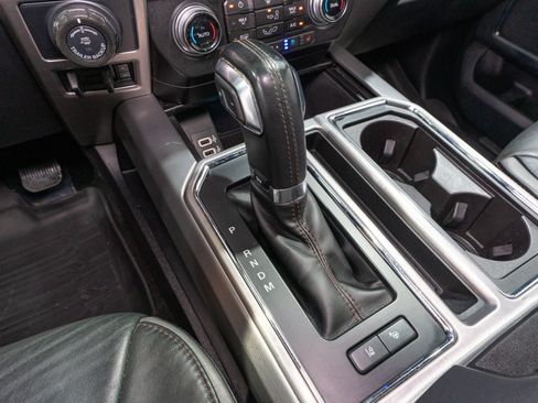 Used 2019 Ford F150 Platinum w/ Equipment Group 701A Luxury AWD/4WD image 31
