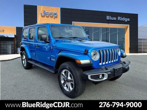 Used 2022 Jeep Wrangler Unlimited Sahara w/ LED Lighting Group AWD/4WD image 1