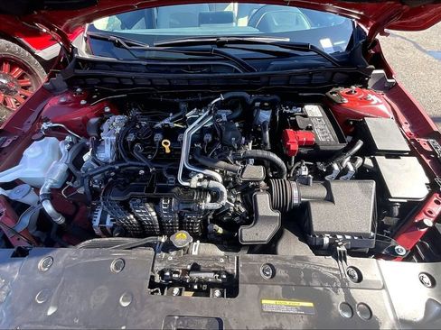 Used 2025 Nissan Altima 2.5 SV image 31