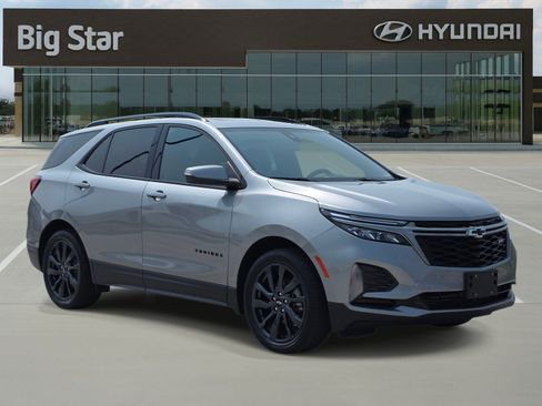 Used 2023 Chevrolet Equinox RS w/ RS Leather Package FWD image 6