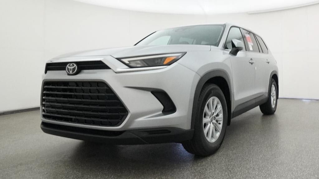 New 2026 Toyota Grand Highlander FWD image 32