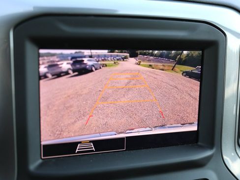 Used 2024 GMC Sierra 1500 Pro w/ Convenience Package AWD/4WD image 5