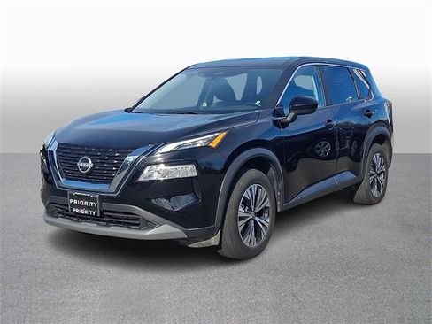 Used 2023 Nissan Rogue SV image 1