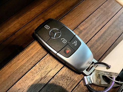 Used 2022 Mercedes-Benz GLE 350 4MATIC image 14