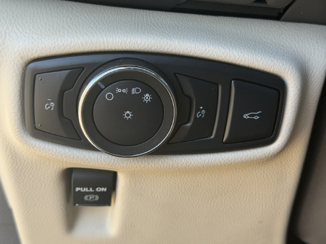 Used 2017 Lincoln MKX Reserve w/ Driver Assistance Package AWD/4WD image 41