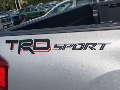 Used 2017 Toyota Tacoma TRD Sport w/ Tow Package RWD image 11