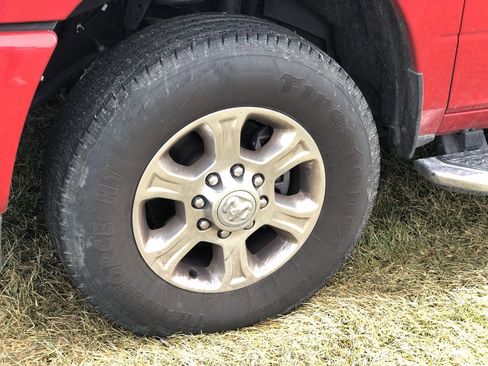 Used 2024 RAM 2500 Big Horn w/ Safety Group image 2