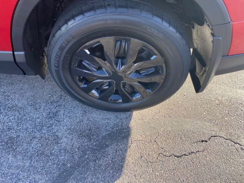 Used 2017 Toyota RAV4 LE w/ All Weather Liner Package image 24