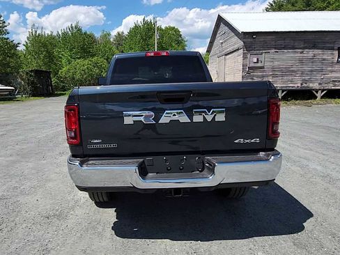 New 2026 RAM 2500 Big Horn AWD/4WD image 7