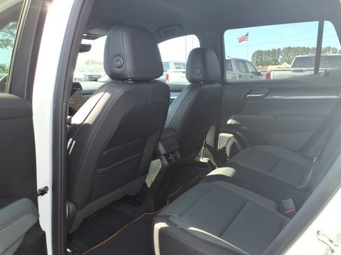 New 2026 GMC Terrain AT4 w/ Convenience Package III image 23