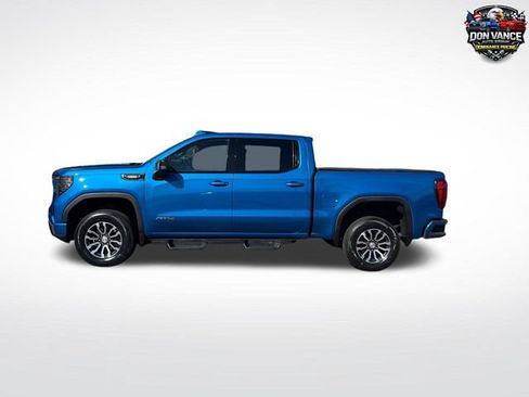 Used 2022 GMC Sierra 1500 AT4 w/ AT4 Preferred Package AWD/4WD image 3
