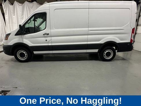 Used 2024 Ford Transit 250 148 Medium Roof w/ Load Area Protection Package RWD image 4