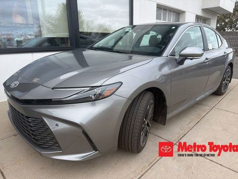 Used 2026 Toyota Camry XLE w/ Premium Plus Package image 1