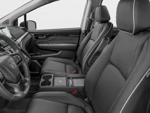 New 2026 Honda Odyssey Touring image 6