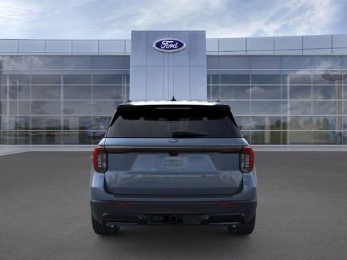 Used 2025 Ford Explorer ST-Line w/ Premium Package RWD image 9