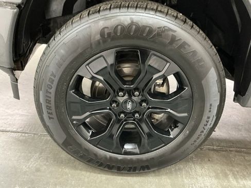 Used 2018 Ford F150 XLT w/ Equipment Group 302A Luxury image 10