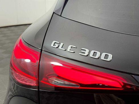 Used 2023 Mercedes-Benz GLC 300 4MATIC image 32