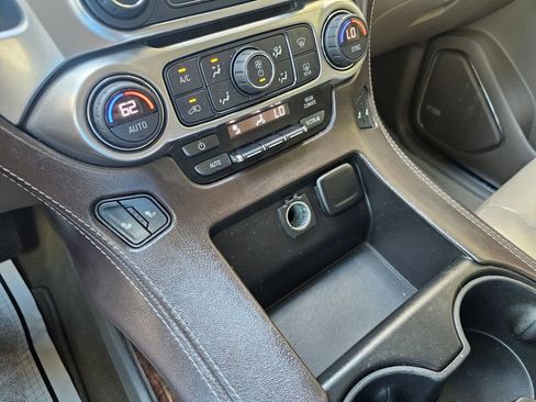 Used 2018 Chevrolet Tahoe LT image 13