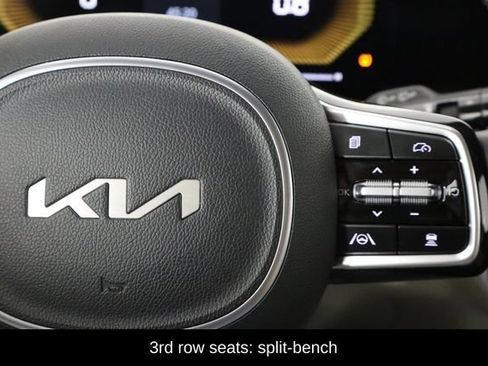 Used 2025 Kia Sorento EX FWD image 10