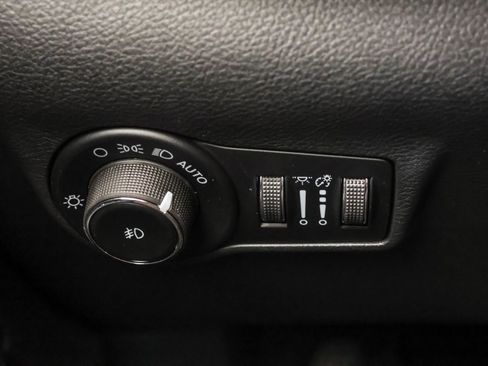 New 2026 Jeep Compass Limited image 26