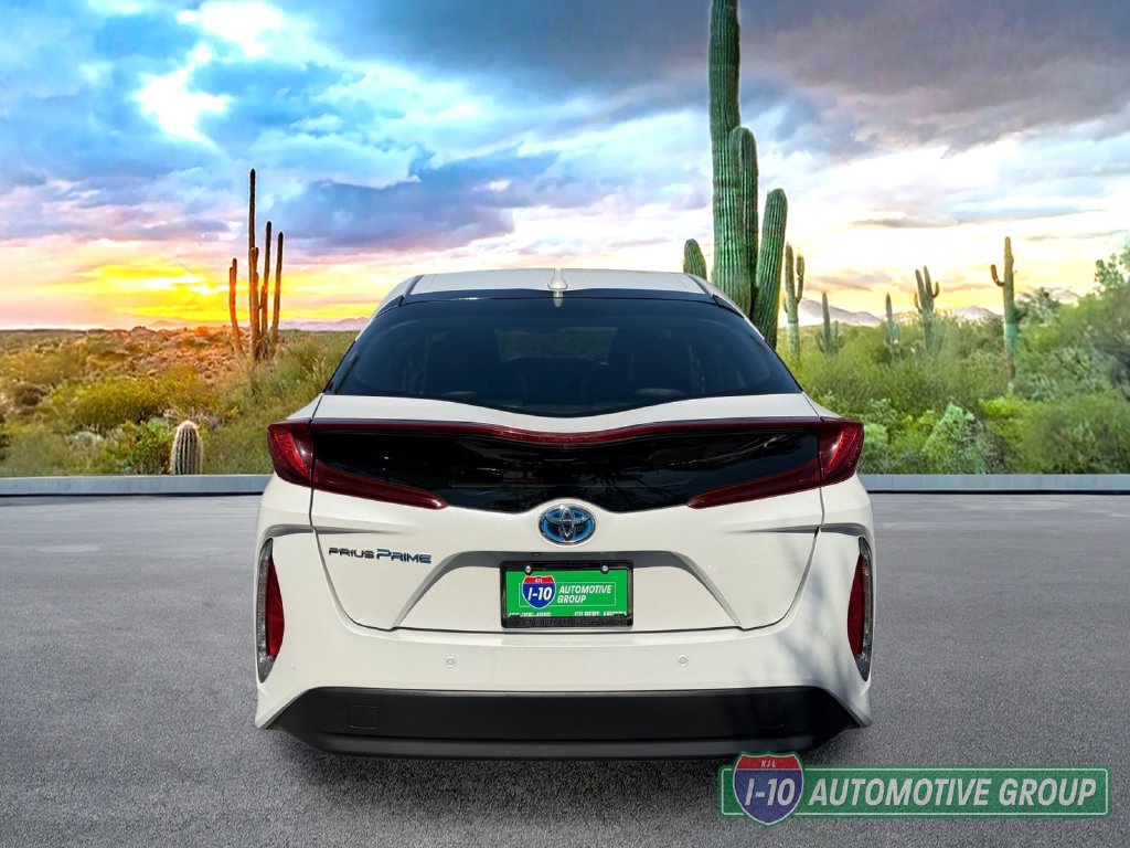 Used 2017 Toyota Prius Prime Advanced FWD image 8