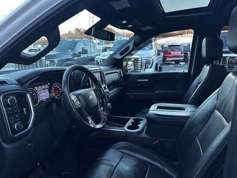 Used 2019 Chevrolet Silverado 1500 High Country image 17